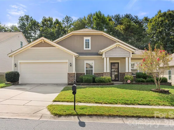 14719 Glenduff Pl, Charlotte, NC 28278