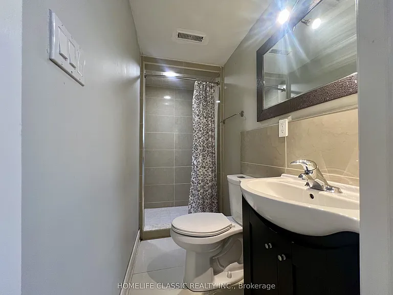309 Princess Ave #BASEMENT — Photo 6