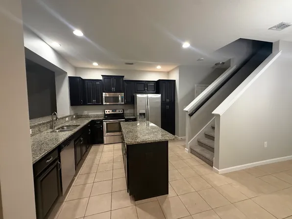 11961 Brookside Dr, Bradenton, FL 34211