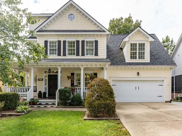 912 Town Side Dr, Apex, NC 27502