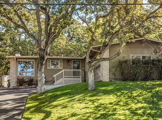 524 Valley View Dr, Medford, OR