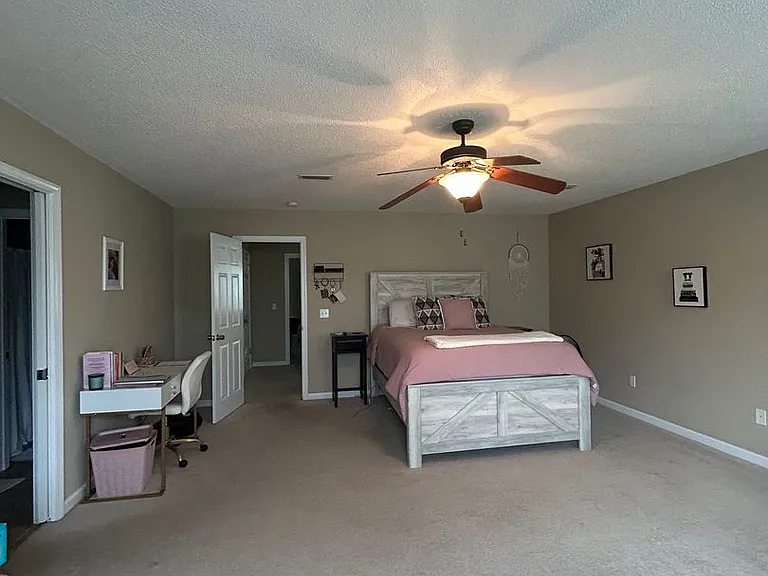 127 Winterberry Way — Photo 11
