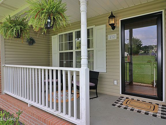 5th image of 192 Pecan Cir