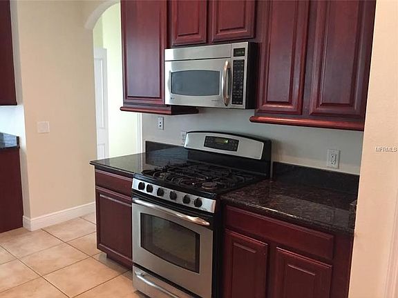 3rd image of 1256 Shorecrest Cir