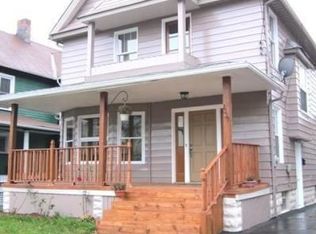 1337 Beach Ave, Lakewood, OH
