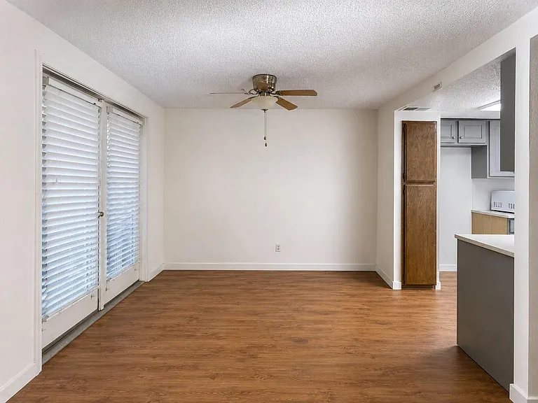 6646 E Lovers Ln #6636 — Photo 5