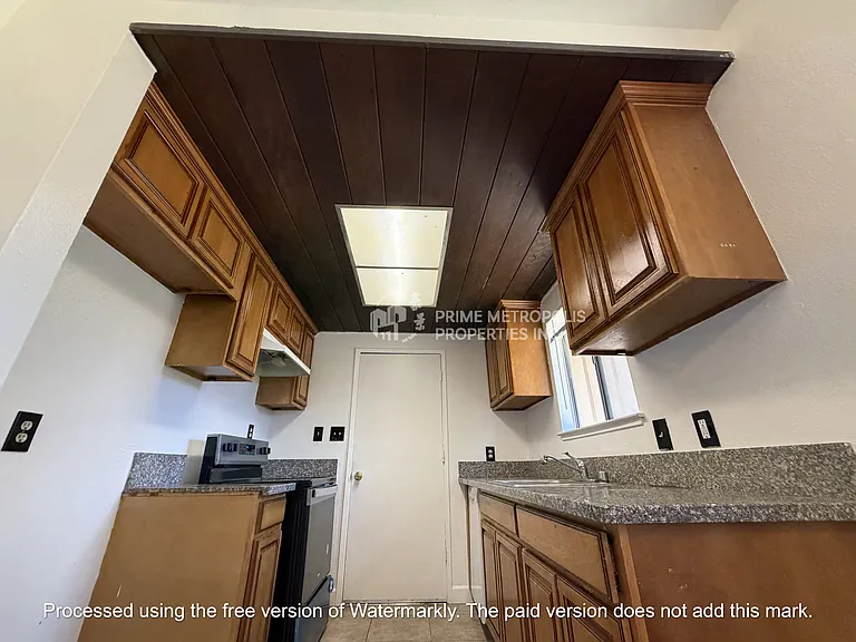 5656-5658 Odea Dr — Photo 13