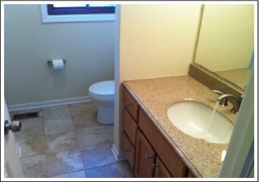 4th image of 18W274 Standish Ln
