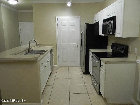 4th image of 140 Old Town Pkwy Unit 3302