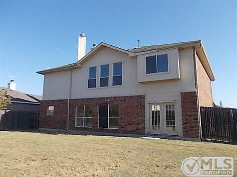 2nd image of 6742 Meadowcrest Dr