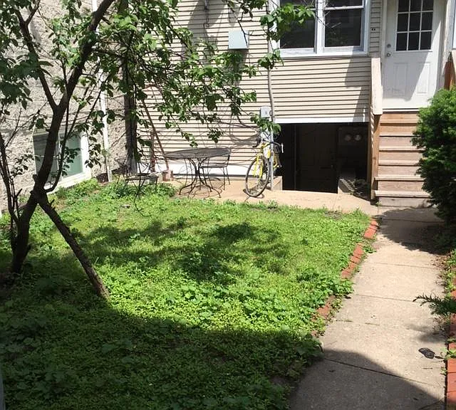 3246 N Seminary Ave #1R — Photo 9