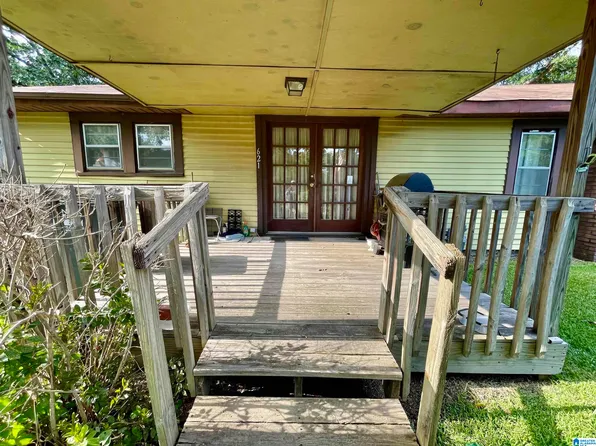 621 Odum Rd, Gardendale, AL 35071