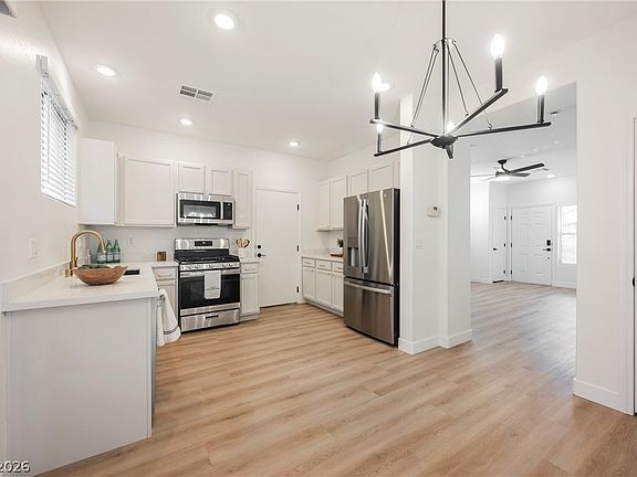 5th image of 6802 Pacific Craft Ln