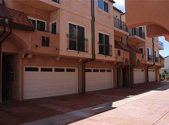2nd image of 9860 Lassen Ct