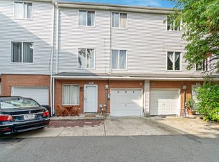 245 Ilyssa Way, Staten Island, NY 10312