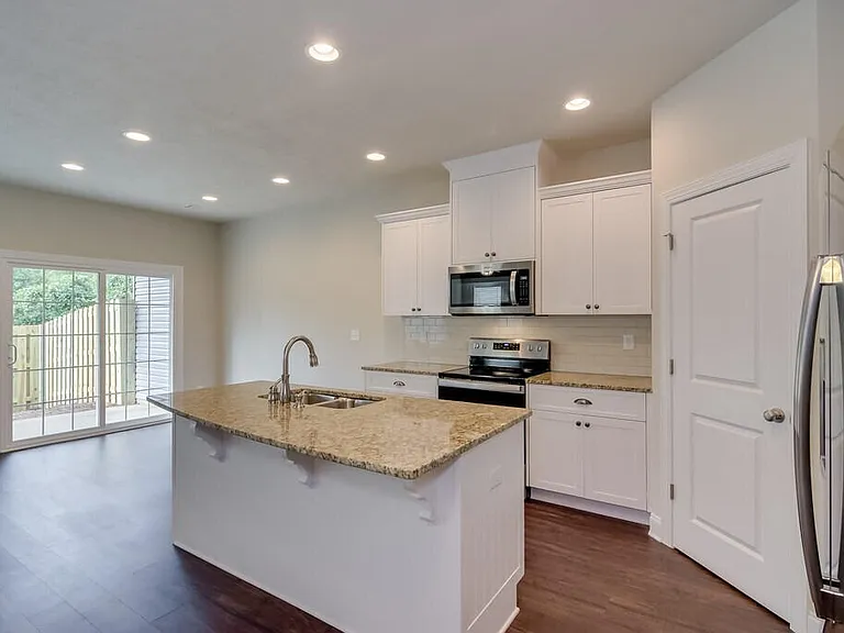 1830 Butternut Dr — Photo 16