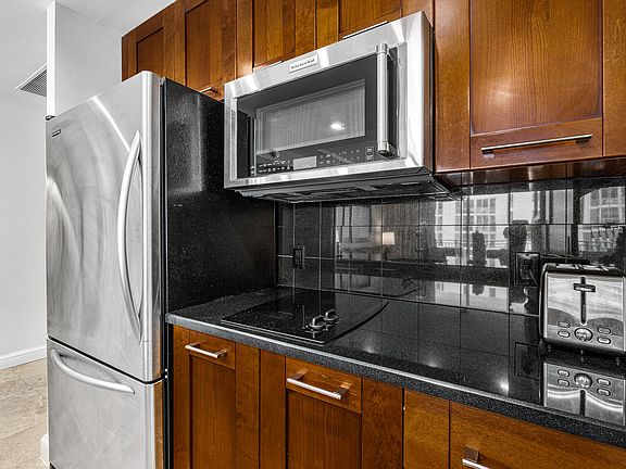4th image of 3800 N Ocean Dr APT 1812