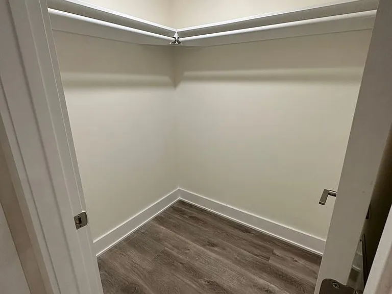1115 N American St #C1 — Photo 13
