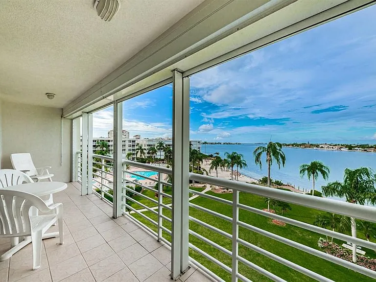 6001 Bahia Del Mar Cir #527 — Photo 3