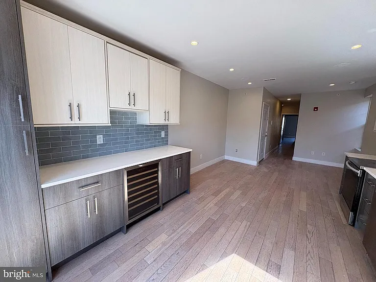 1005 N Marshall St #3 — Photo 2