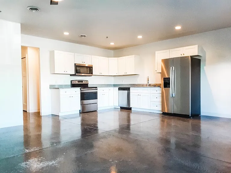 505 N Sheridan Ave — Photo 14