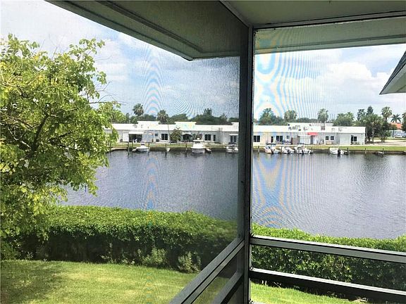 5th image of 2800 Indian River Blvd APT G6