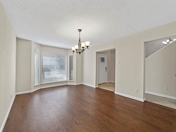 5th image of 3321 Hidden Cove Dr