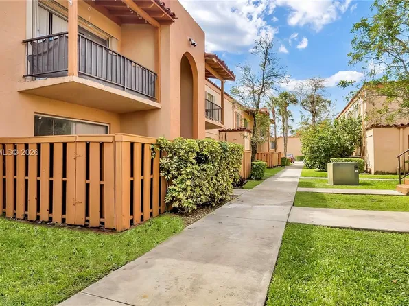 7231 Miami Lakes Dr APT C5, Hialeah, FL 33014