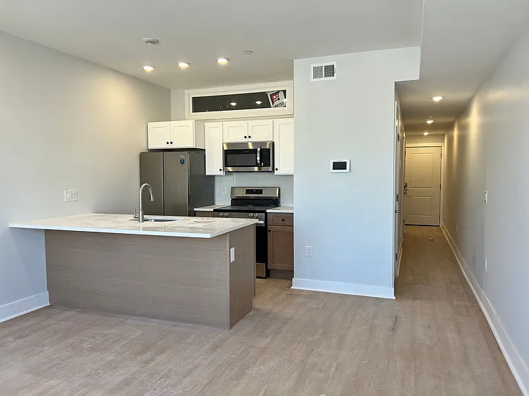 4140 W Girard Ave — Photo 19