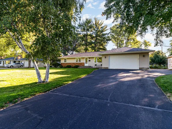 9221 Russell Ave S, Bloomington, MN 55431