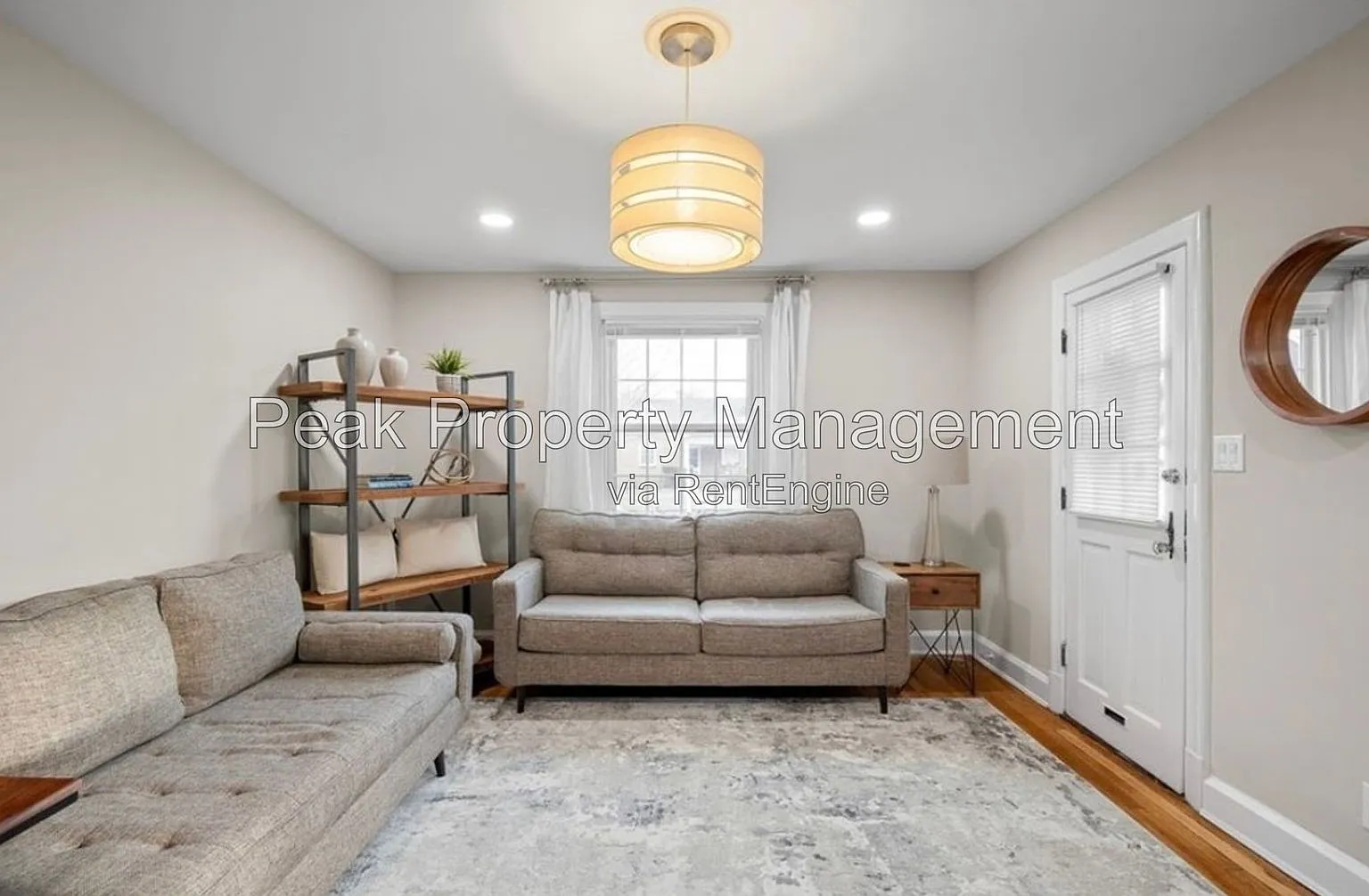2 bed, 1.0 bath, 850 sqft, $1,525 — Photo 2