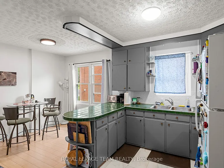 151 Granville St #2 — Photo 7