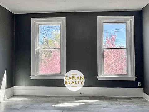 2 bed, 1200 sqft, $1,600 — Photo 4