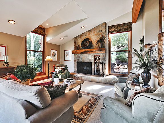 5th image of 7706 Tall Oaks Dr