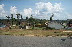 5th image of 305 30th Ave E