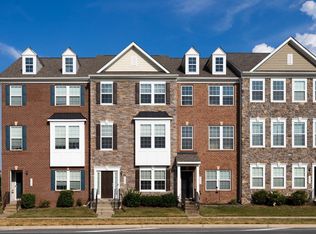 25656 Pleasant Valley Rd, Chantilly, VA 20152