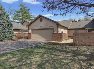 1032 King Henry Ct, Saint Louis, MO 63146