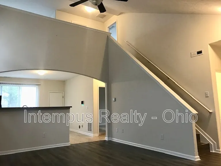 2844 Hillstone St — Photo 5