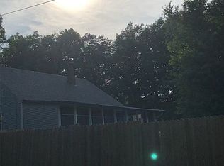 11 Grant Hollow Rd, Melrose, NY 12121