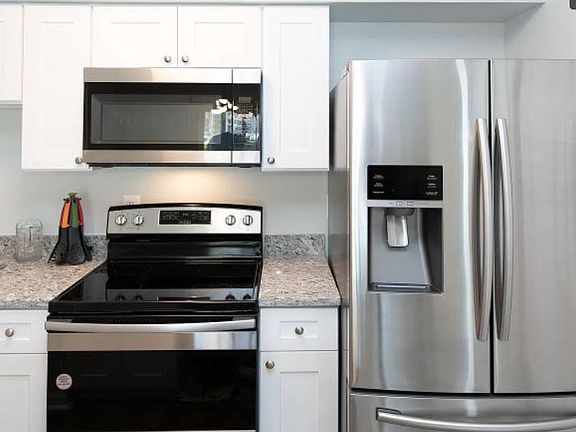 5th image of 3306 Wyndham Cir APT 130