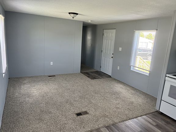 3rd image of 708 W Elm Ave #230