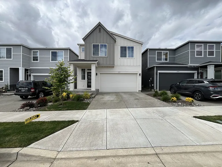 13911 SW 172nd Ave — Photo 2