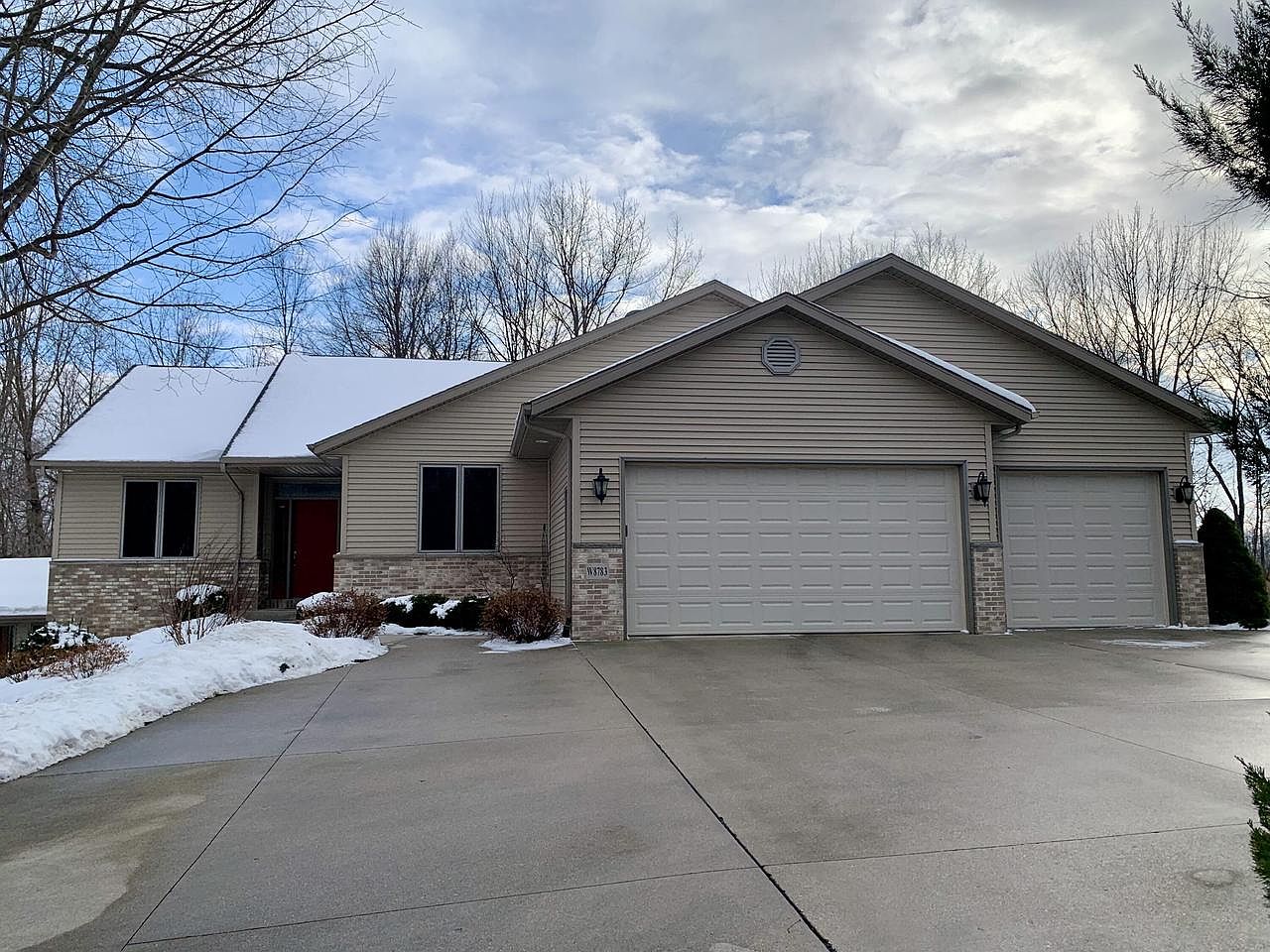 W8783 High Ridge Dr, Glenbeulah, WI 53023 Zillow