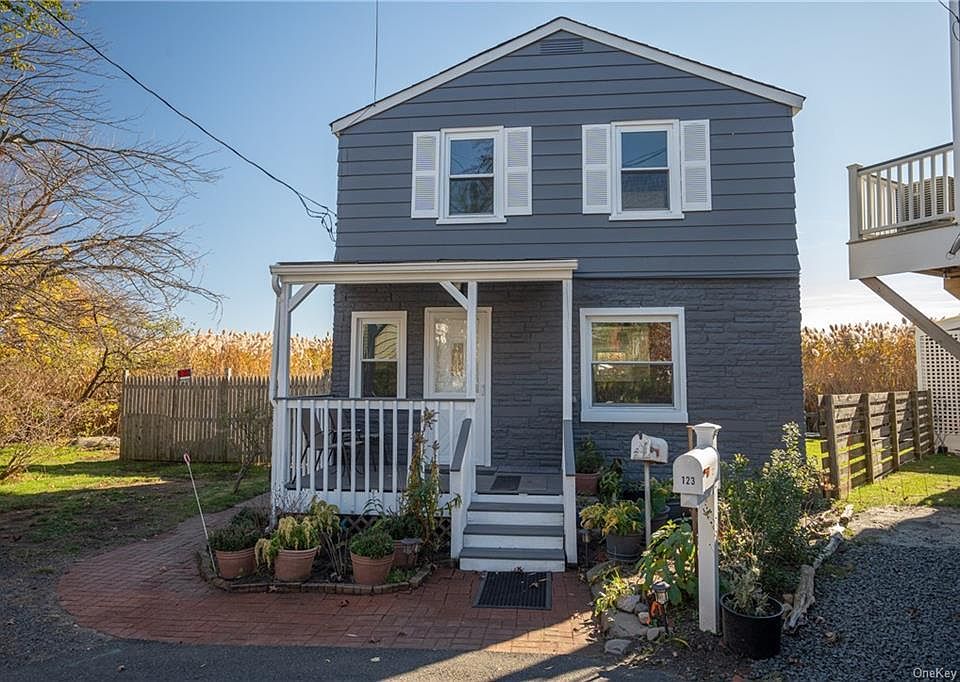 1st image of 127 Paradise Ave