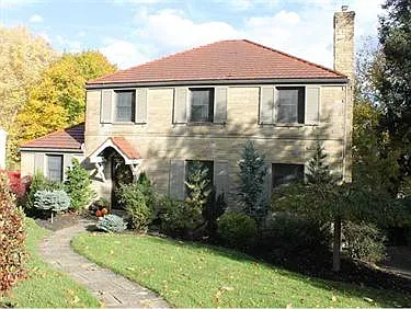 28 Woodland Dr photo 1