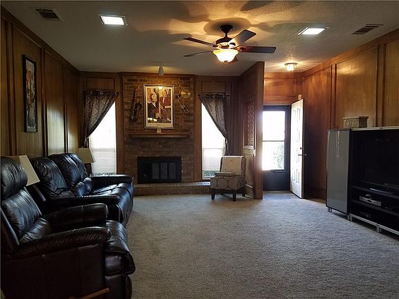 4th image of 1508 Brighton Dr