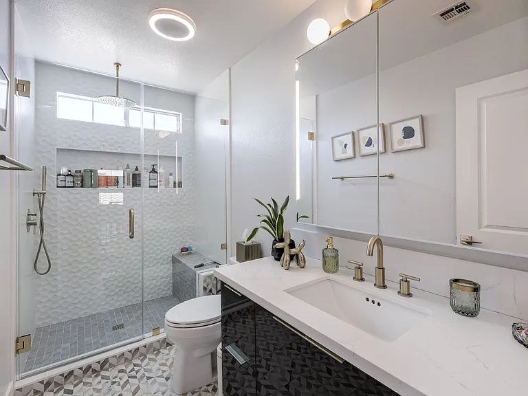 6982 Grand Junction Ave — Photo 18