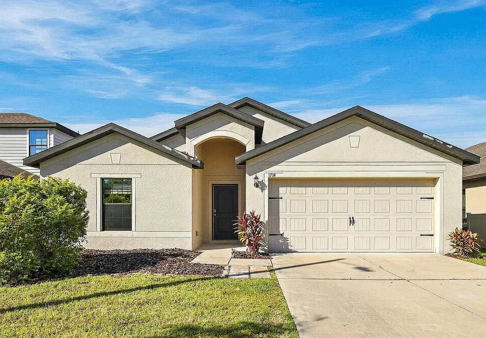 1714 Chatham Green Cir