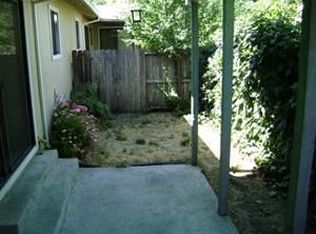 1461 Peterson Ln, Santa Rosa, CA 95403