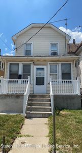 92 Lockman Ave, Staten Island, NY, 10303
